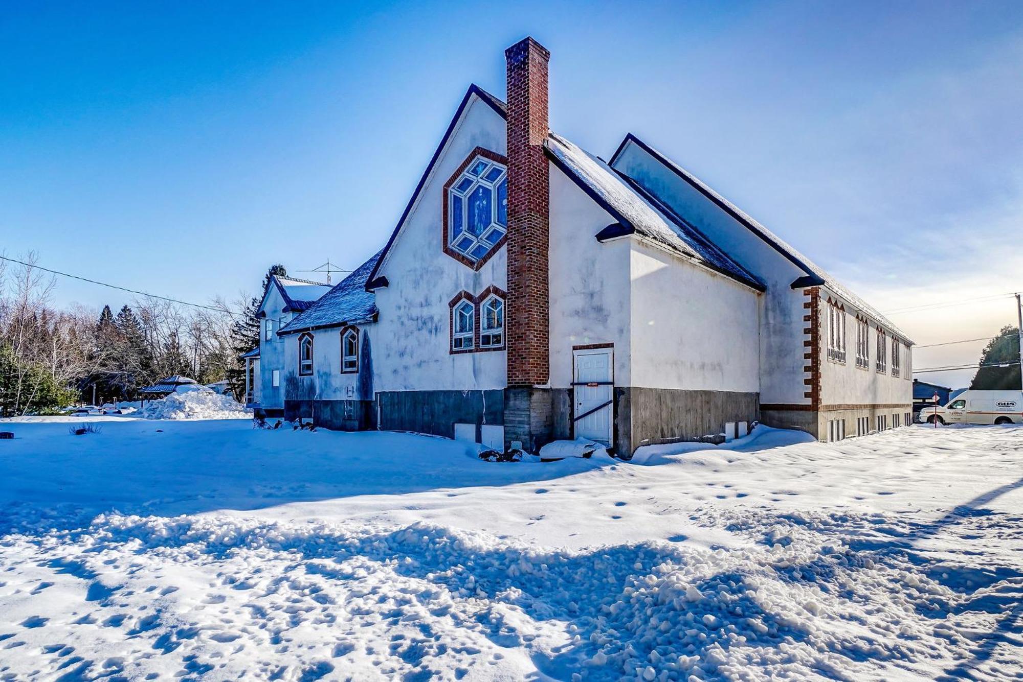 Your Cozy Cabin Retreat Saint-Remi-d'Amherst Dış mekan fotoğraf