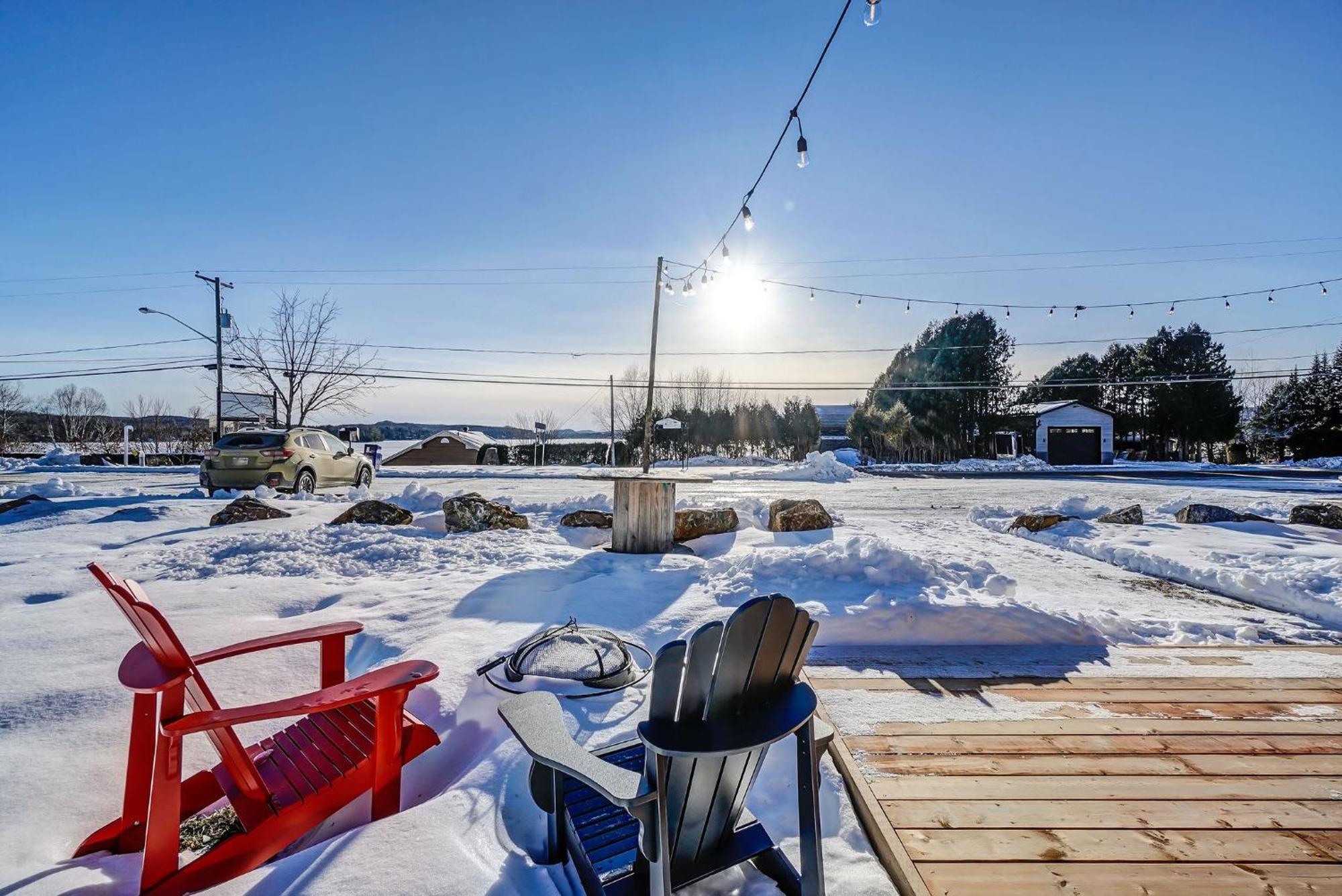 Your Cozy Cabin Retreat Saint-Remi-d'Amherst Dış mekan fotoğraf